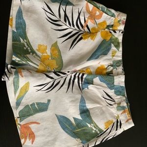Tropical shorts